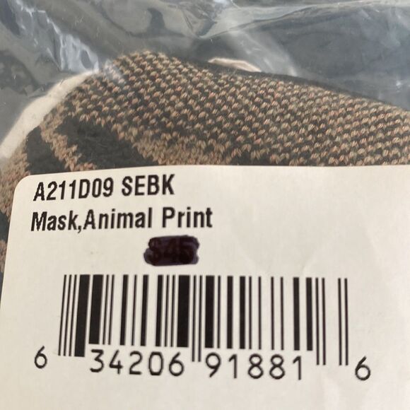 NWT animal print face mask by ST John - Picture 3 of 3
